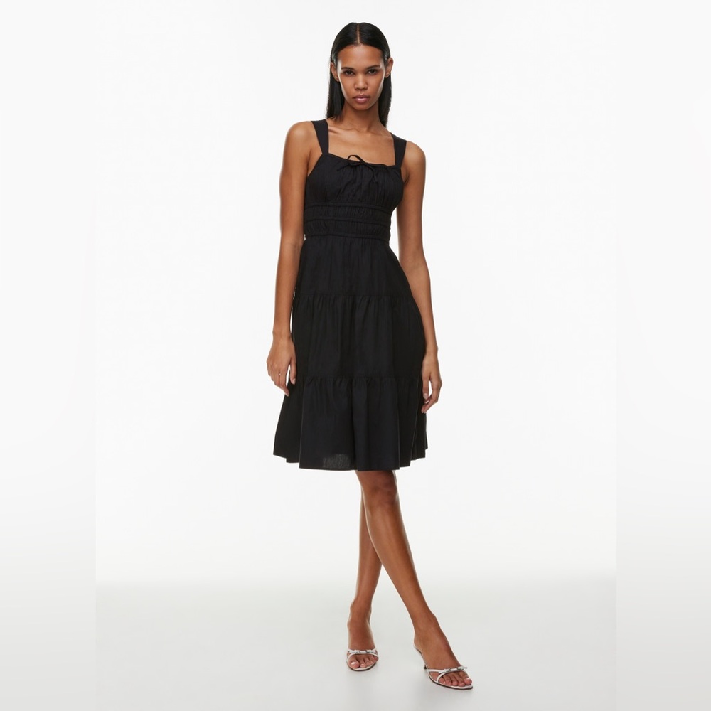 Aritzia Sunday Best Martine Poplin Midi Dress in Black Size M
